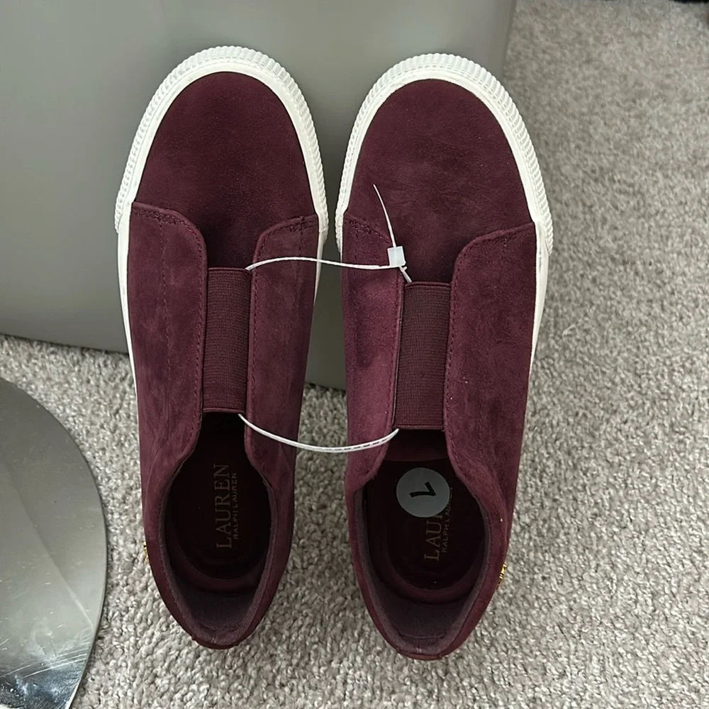 RALPH LAUREN SUEDE SNEAKERS SHOES SIZE 7 BRAND NEW - Picture 2 of 9